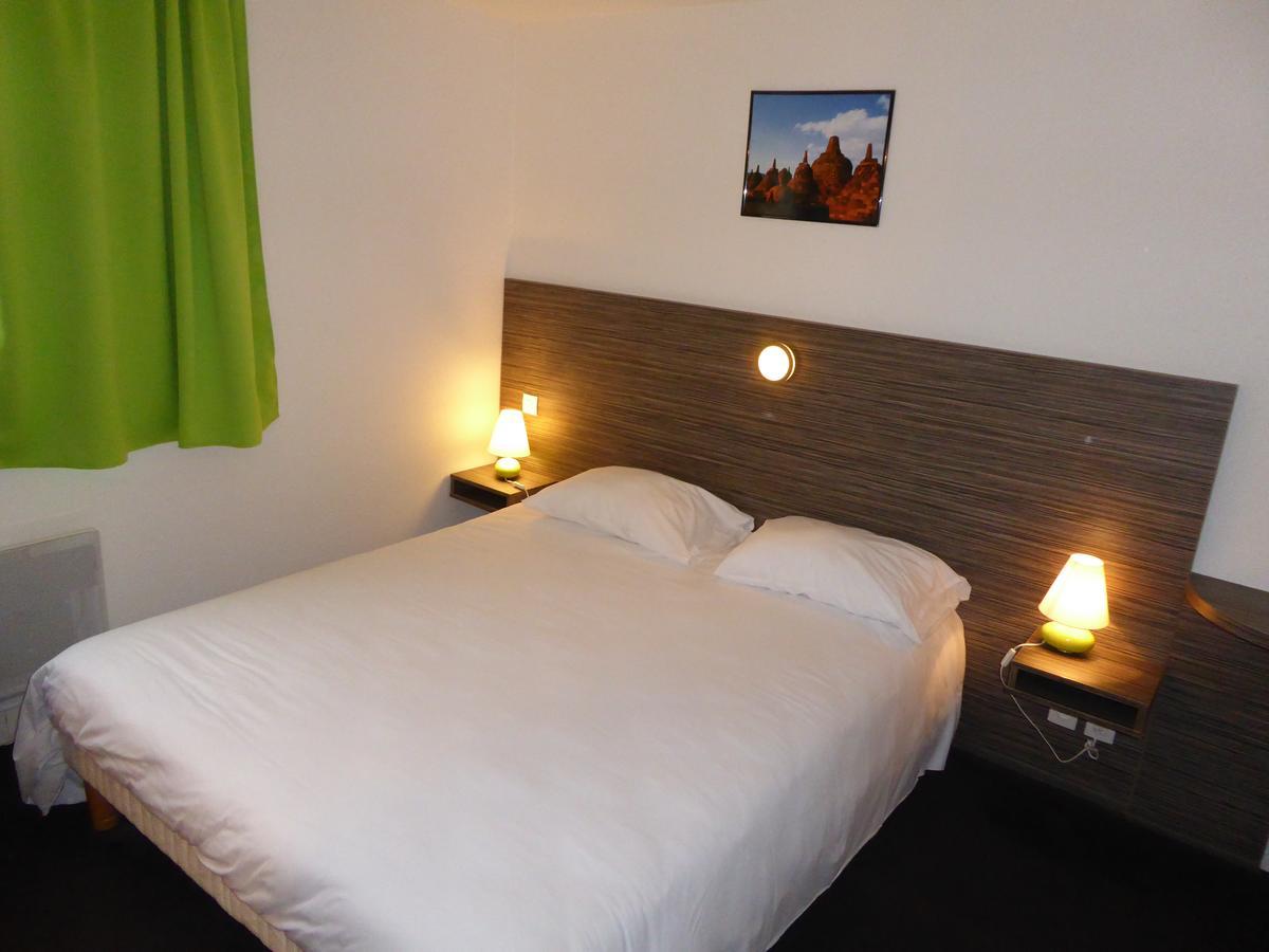 Le Cosy Villebarou Hotel 2*