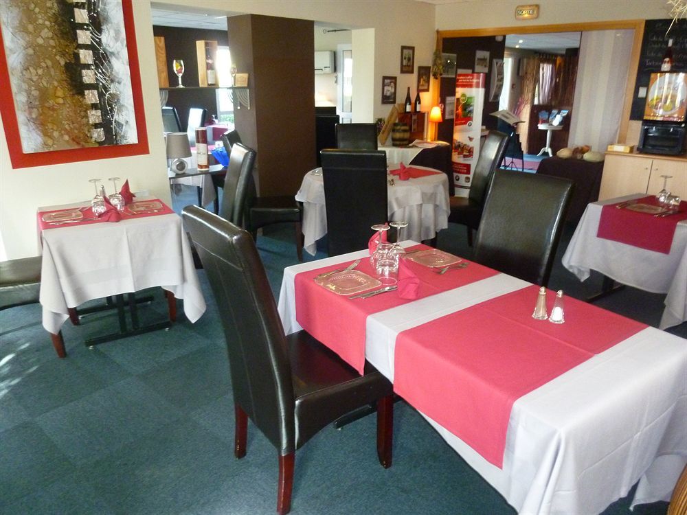 Hotel Le Cosy Villebarou 2*